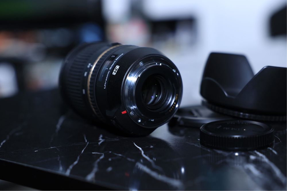 Tamron SP 24-70mm f/2.8 di vc usd g1 - EF mount за Canon