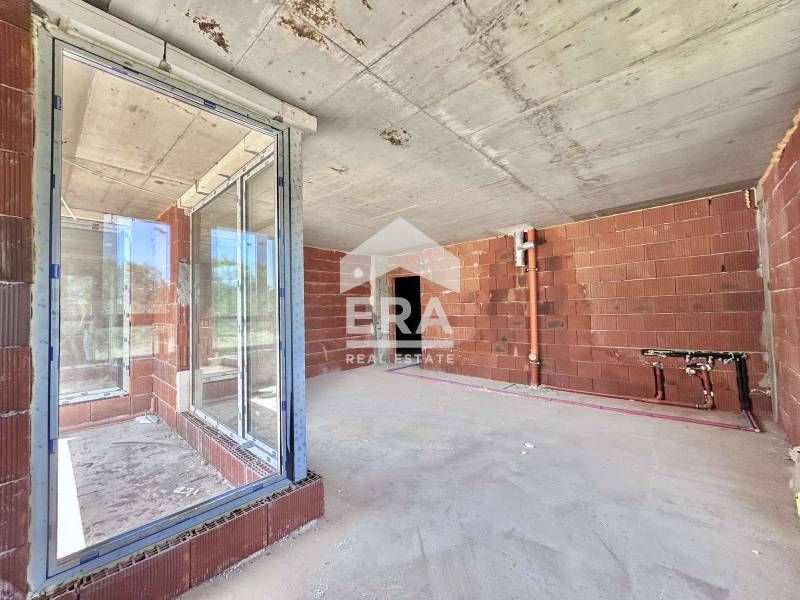 Продава се Тристаен апартамент в София, Малинова долина - 104 кв.м за 1414 €/кв.м - Снимка #4