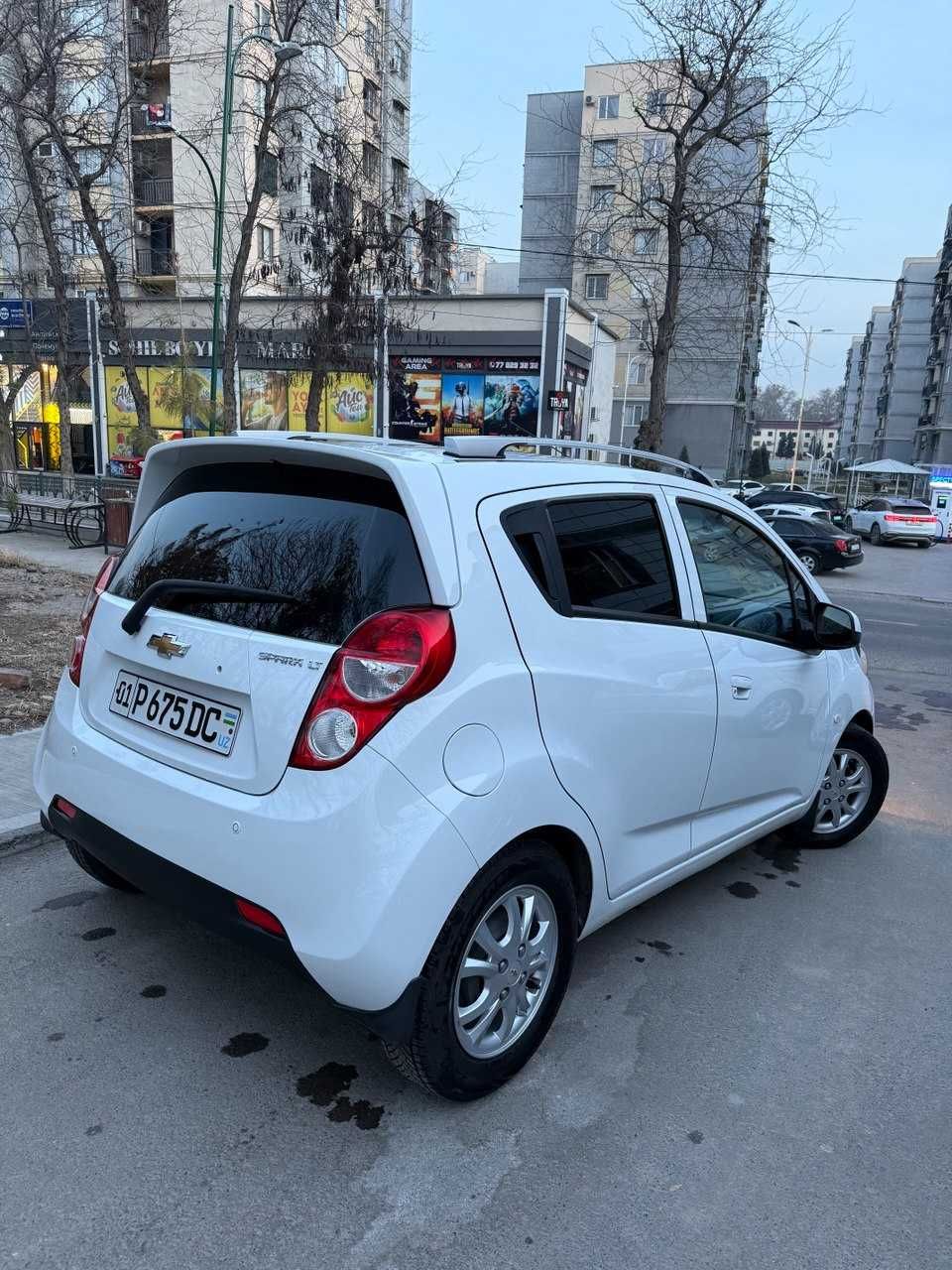 Продам идеальная Chevrolet Spark