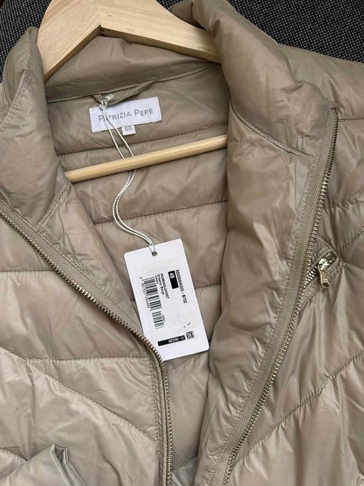 Страхотно олекотено яке на Patrizia Pepe