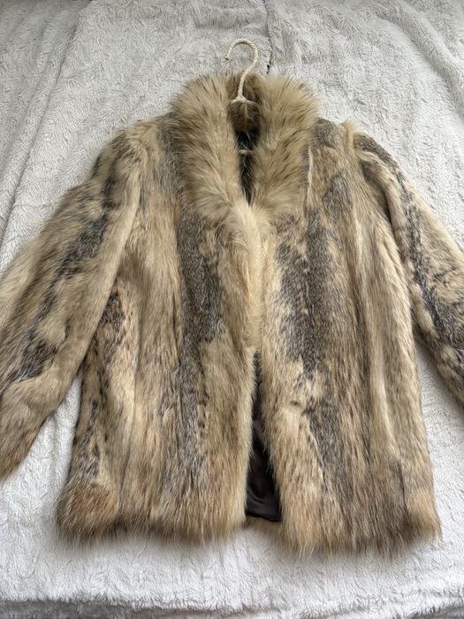 Ново палто с естествен косъм от койот