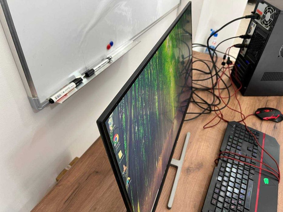 Монитор Premier 27" Full HD (1920x1080, 60Гц). состояние идеальное