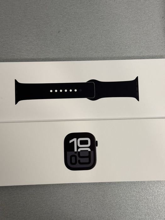 Продавам нов Apple Watch S10 46mm