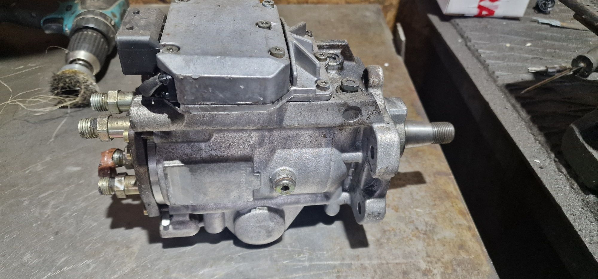 Pompa injectie bmw 320 e46 136 cai cod 0470504005