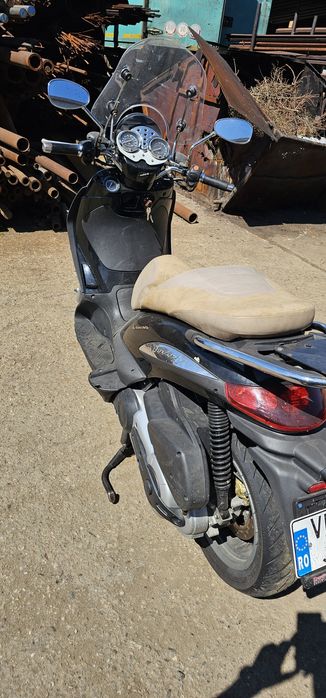 Piaggio Beverly Cruiser