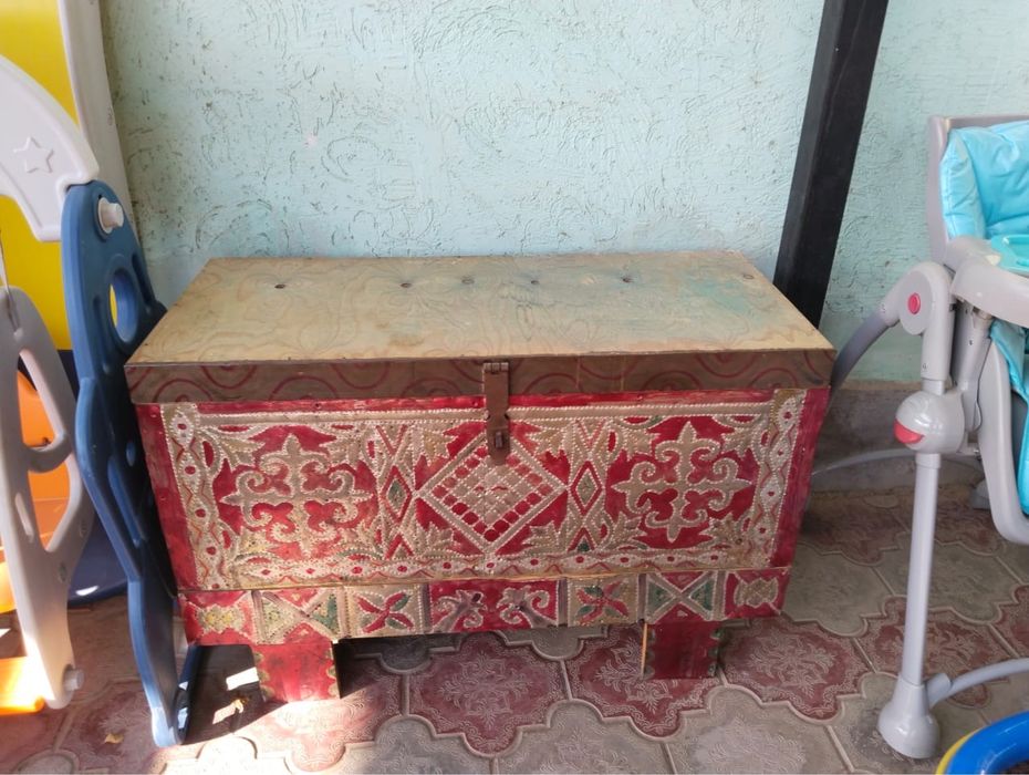 Отдам даром срочно от 2000