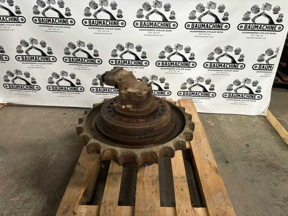 Transmisie finala pentru excavator pe senile Case 688, 888