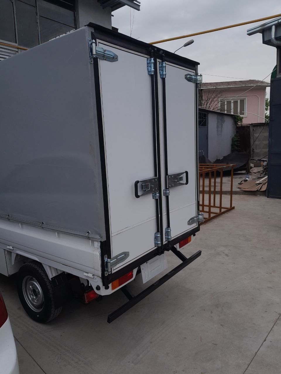 Avto tent xizmati