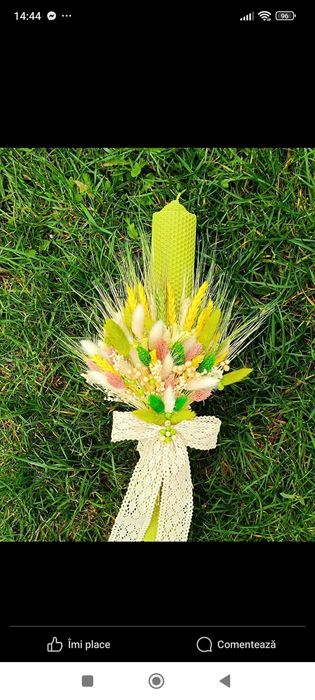 Vând lumânare botez