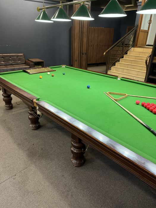 Снукер стол сотилади !!!
