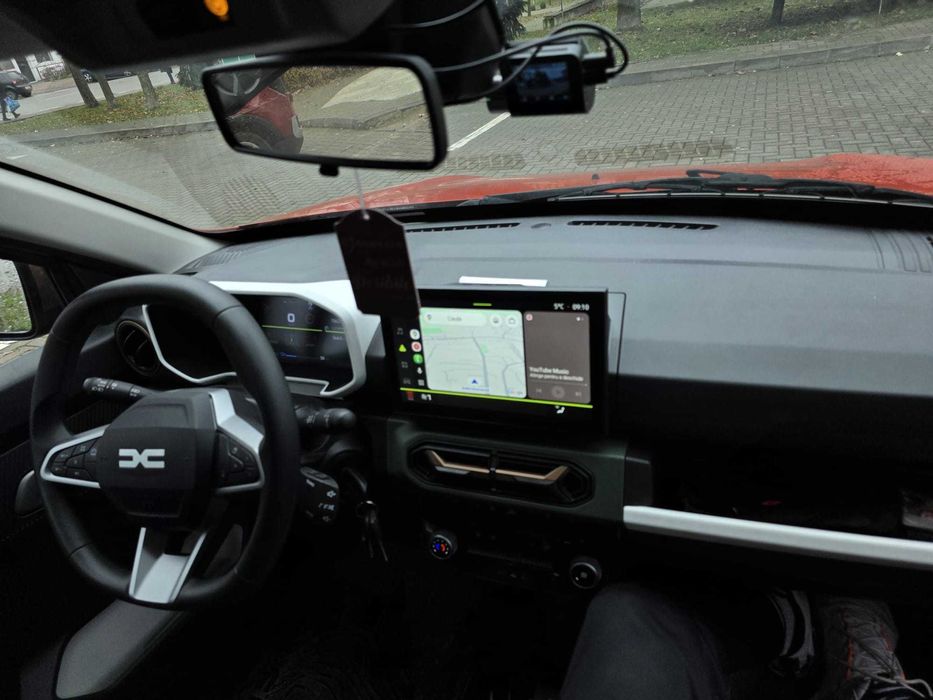 Dacia Spring Extreme Brick Red 26,8 kwh