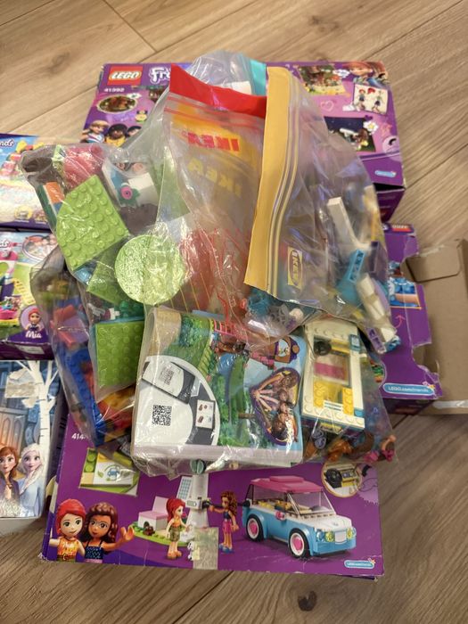 Lego Friends seturi diverse
