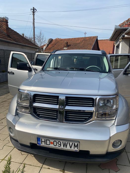 Vând Dodge Nitro 4x4
