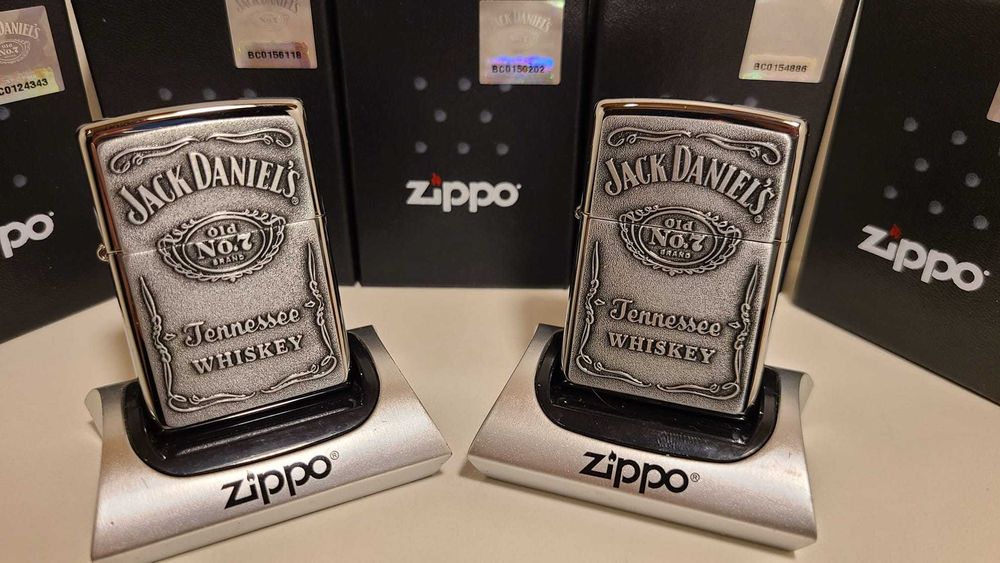 Bricheta Zippo 250JD gravata Jack Daniel's Tennessee Whiskey USA