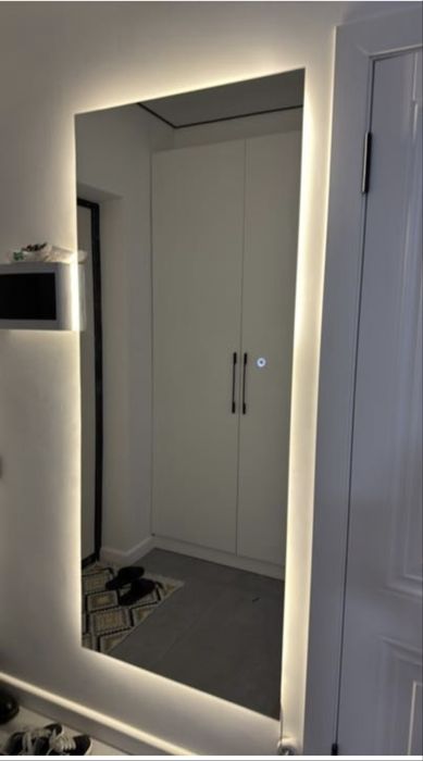 Зеркало с подсветкой