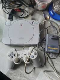 Продам игровую приставку sony1ps1