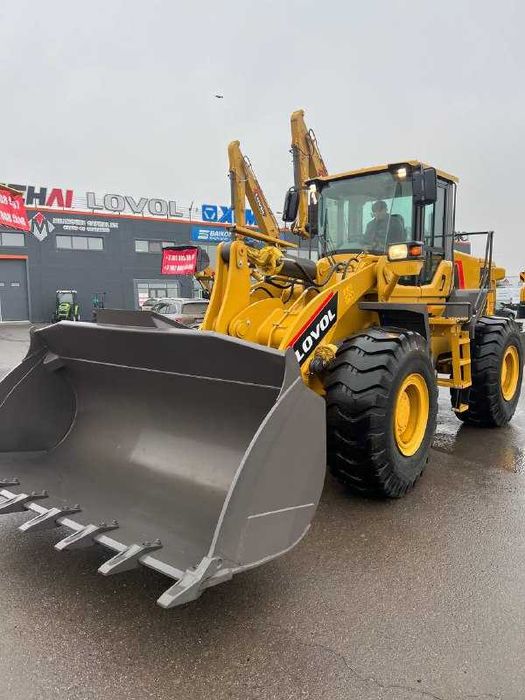 Карьерный погрузчик LOVOL FL956H 3,3 м3