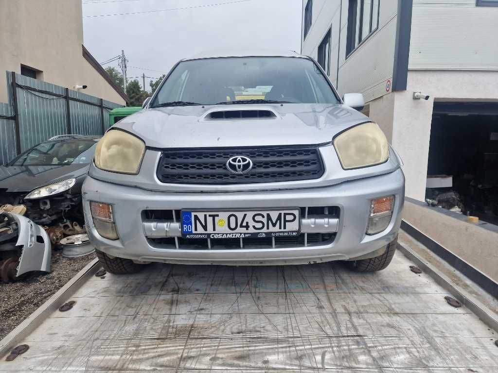 Dezmembrez Toyota Rav 4 2.0 diesel 85 KW an 2003