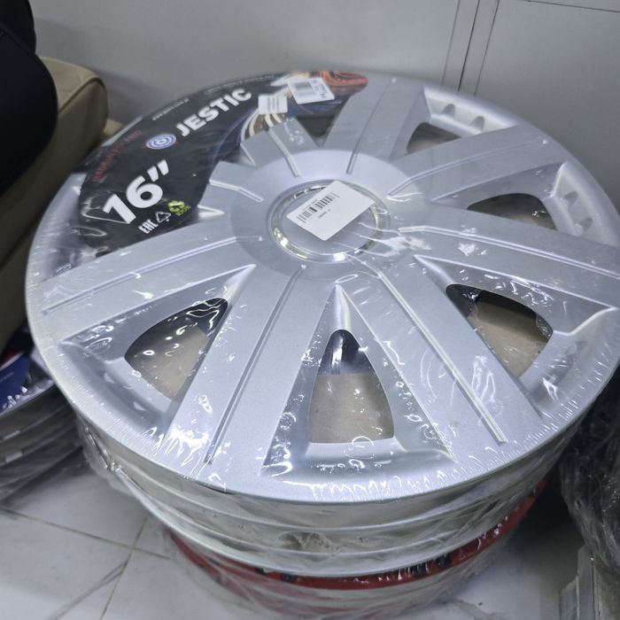 Колпак на 16 колесо. Новый. Колпаки на 16 диски в машину машины авто