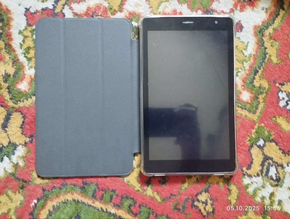 Продам планшет. СЕНСОР НЕ РАБОТАЕТ!
