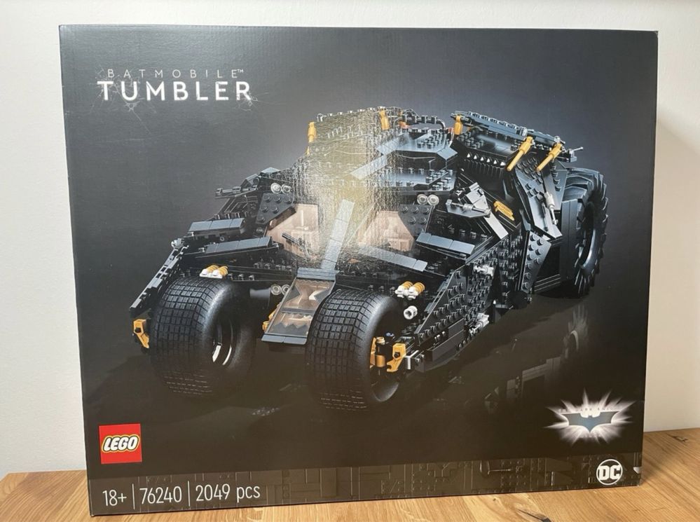Lego Batman Batmobil Tumbler 76240 Sigilat