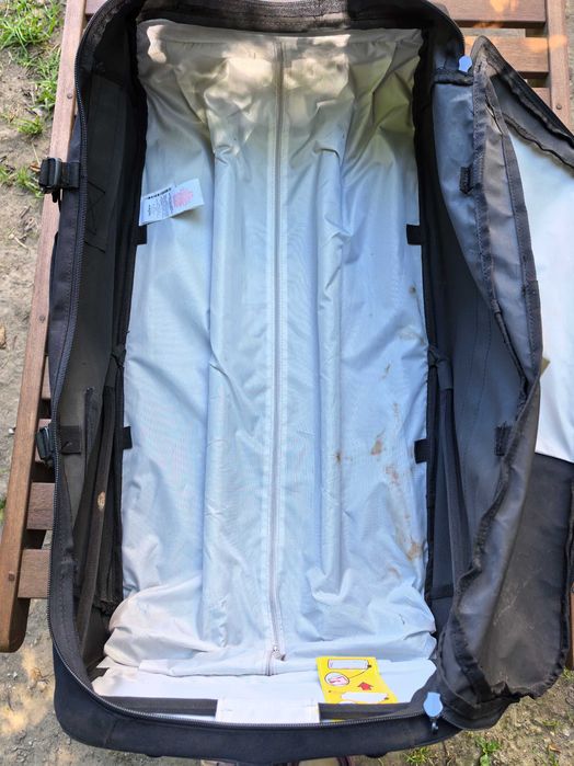 Troler Newfeel 60 Litri, Negru