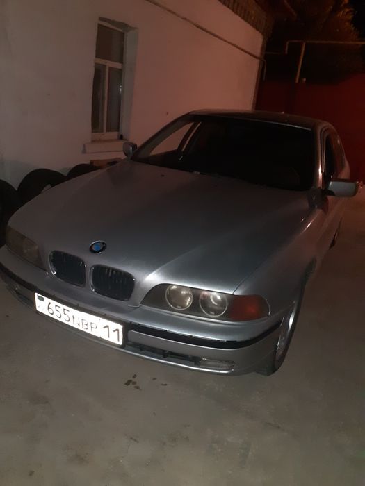 Продам бмв е39 2002г.в.