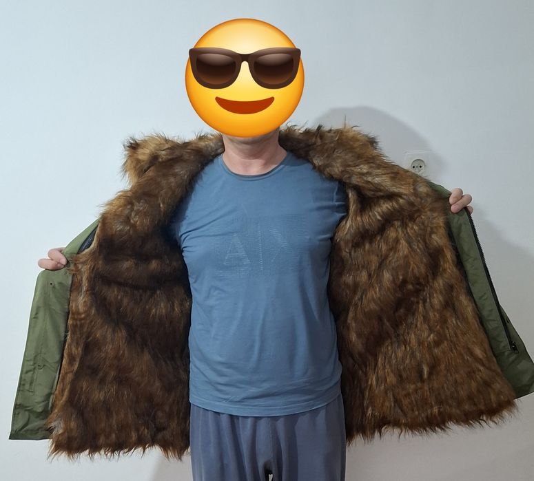 Куртка-новая. 48-50. Заказал за 15.000. Стоить 25.000