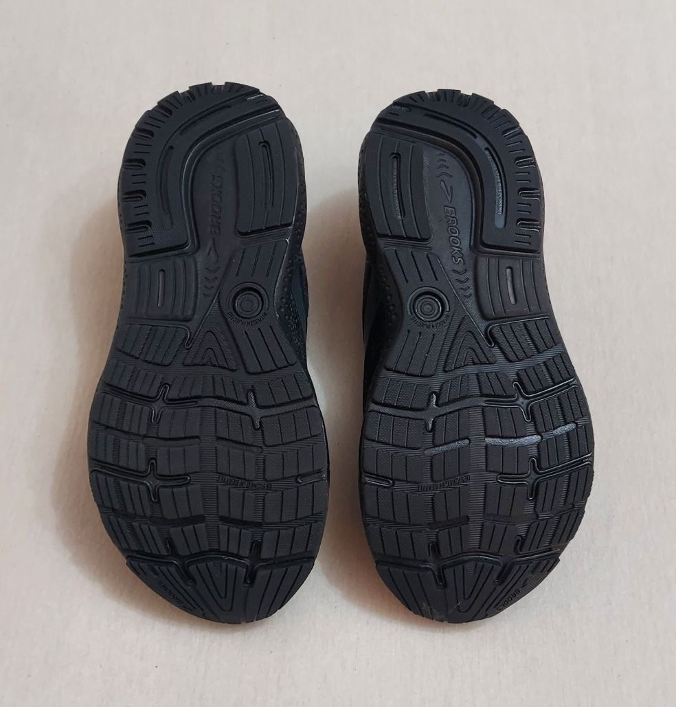 Pantofi sport BROOKS GHOST 16 Gore Tex, adidași nr. 38 EU unisex