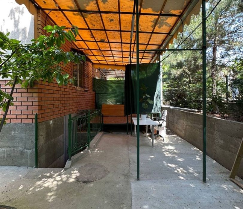 Yunusobod 14 mavze 1/1/4 (43²) sotiladi