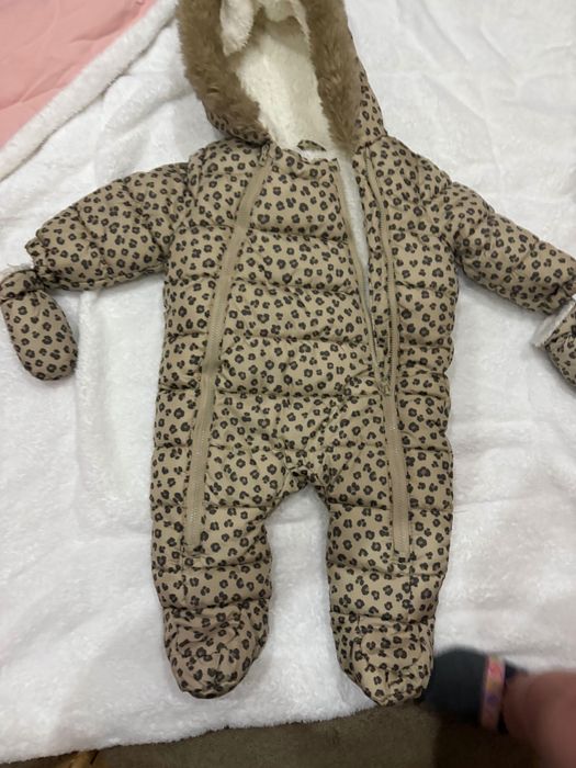 Космонавт за бебе 3-6 месеца