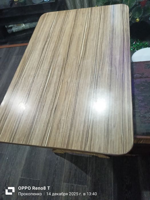 Продам стол не дорого