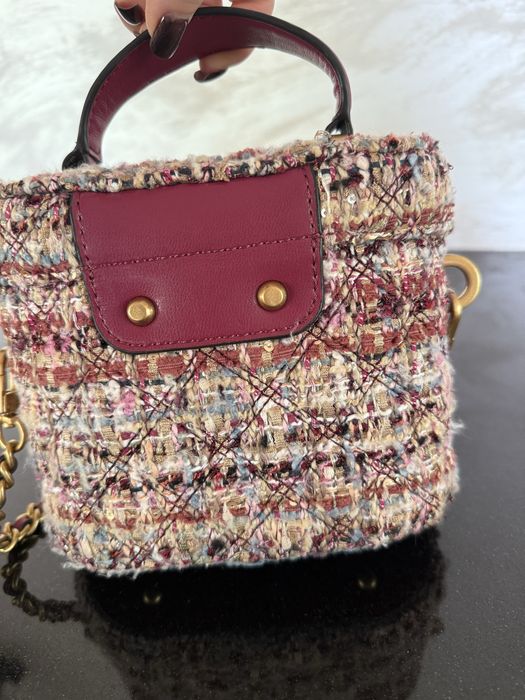 Guess оригинална чанта бижу 149лв НОВА