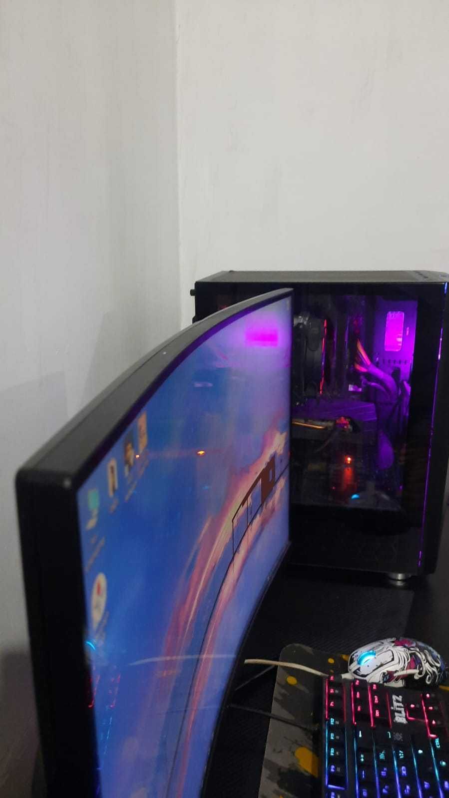 MSI MAG272С монитор