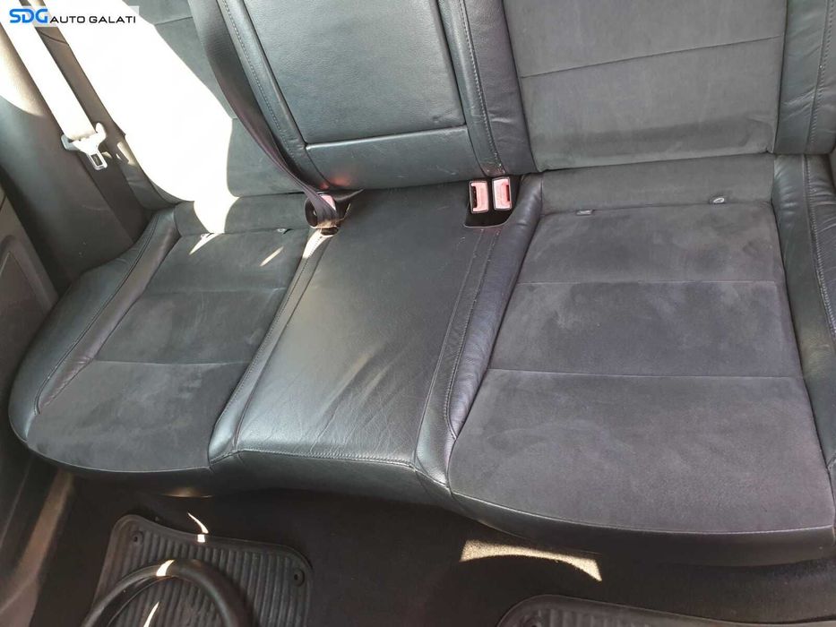 Interior Semi Piele Alcantara Fara Incalzire Scaun Scaune Fata si Bancheta cu Spatar Skoda Superb 2 Hatcback Berlina 2008 - 2013