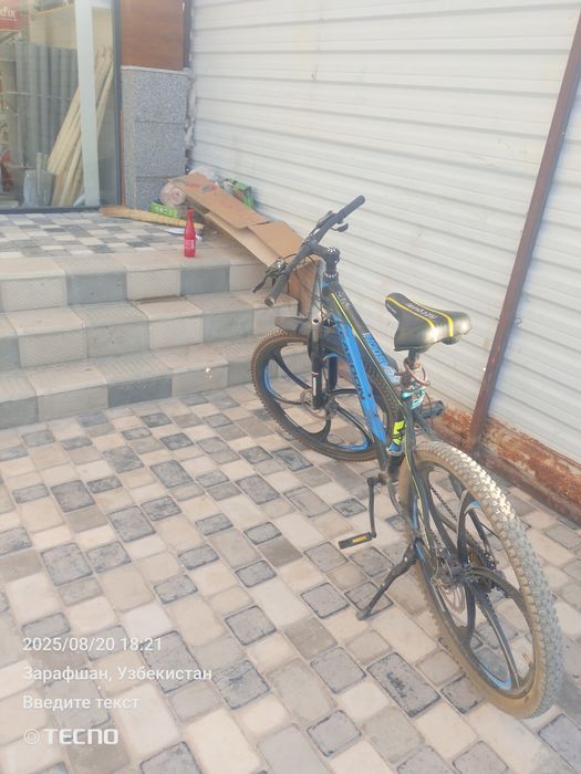 велосипед сотилади яхши холатла харожати йук