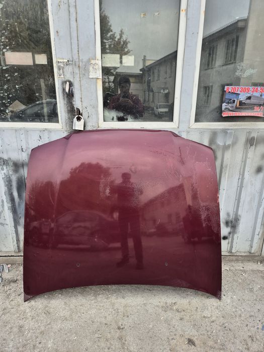 Продам капот Карина Е