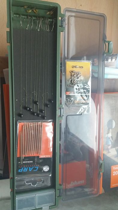 Montura pescuit crap diverse modele  si articole pescuit,senzori,fire