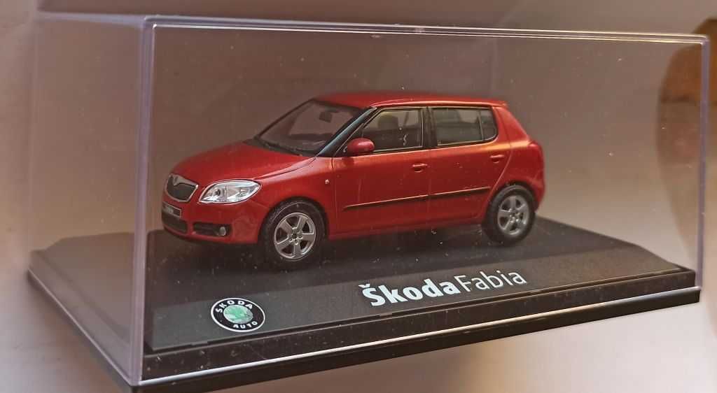 Macheta Skoda Fabia 2 (orange) - Abrex 1/43