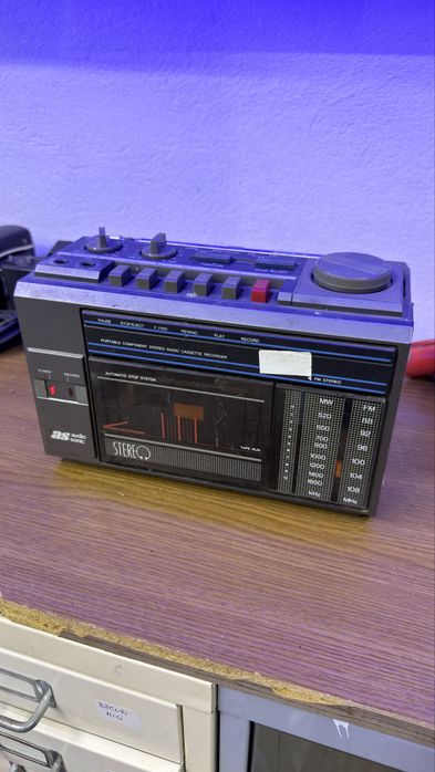 Radio Casetofon Deck