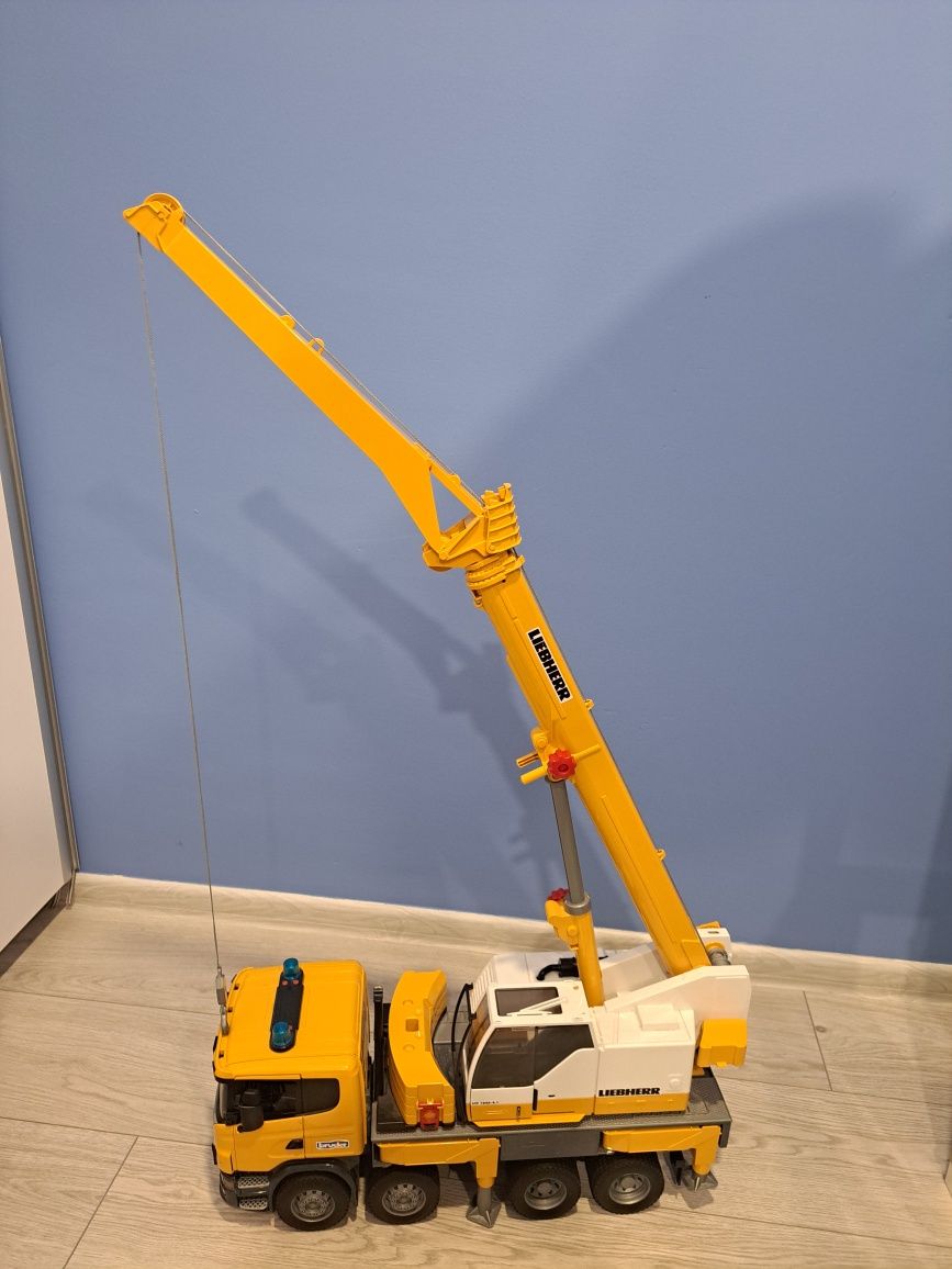 Детски кран Liebherr
