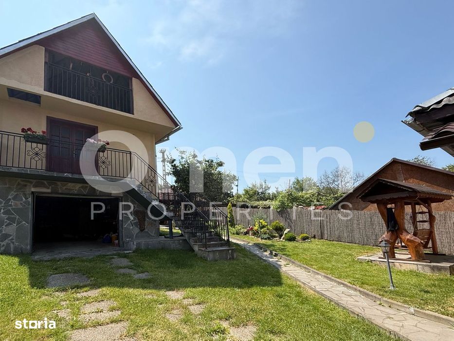 Casă cu 2 anexe transformate în locuințe, teren generos de 9 ari – Gro
