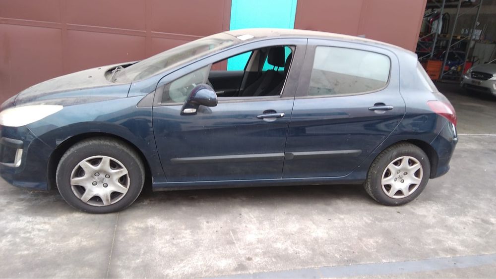 Peugeot 308/1.6HDi/90k.c./2010г./9HX/Пежо 308/На Части