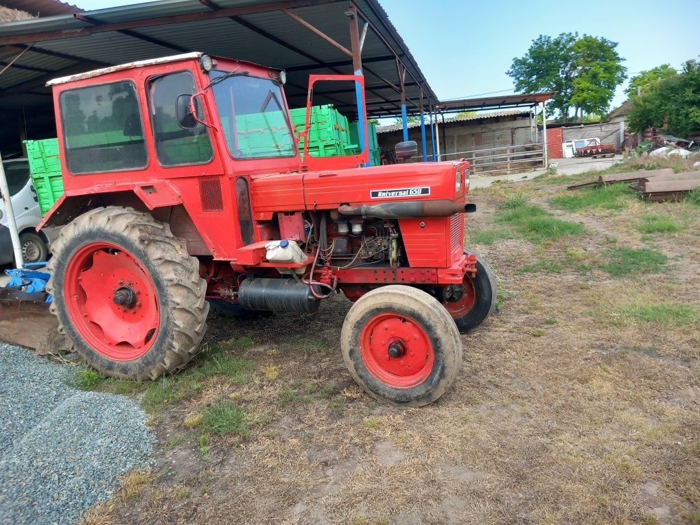 Vând tractor U 650
