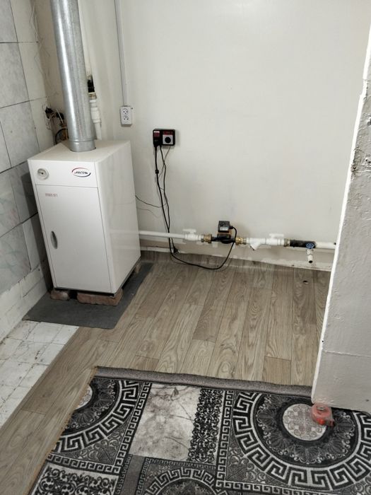 Үй.Сатылады.ЖолдыңАсты.3.Бөлме.Су.Свет.Газ..Бәрі.Бар.