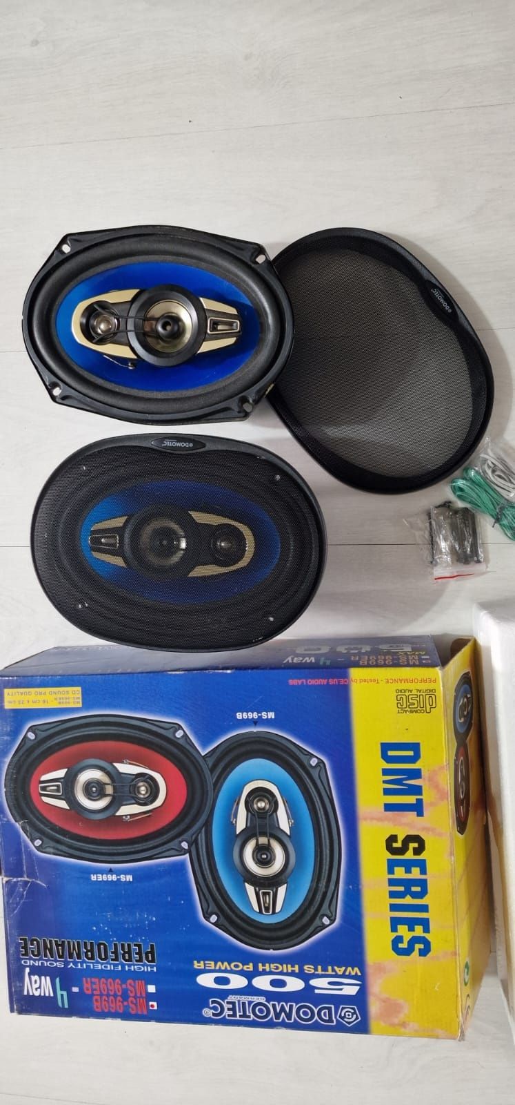 Boxe auto 500 W Domotec