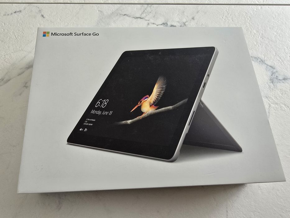 Таблет/лаптоп Microsoft Surface Go 128gb + 8GB RAM