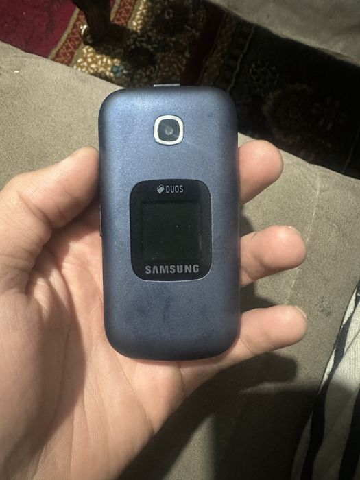 Samsung gusto 3 ideal holatta