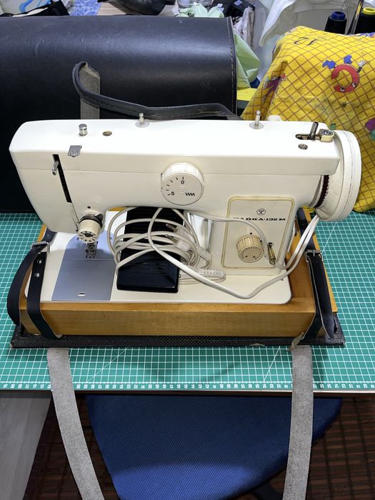 Продам швейную машинку оригинал