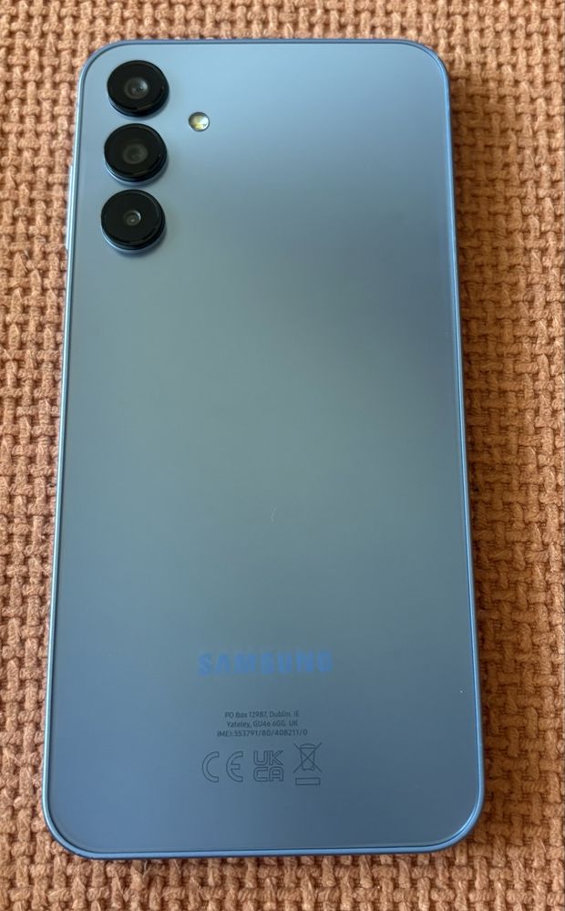 Продава Samsung Galaxy A15 5G 128GB в гаранция